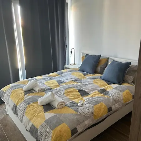 Feriehus - Sleeps 6 - Near Local Attractions Limassol