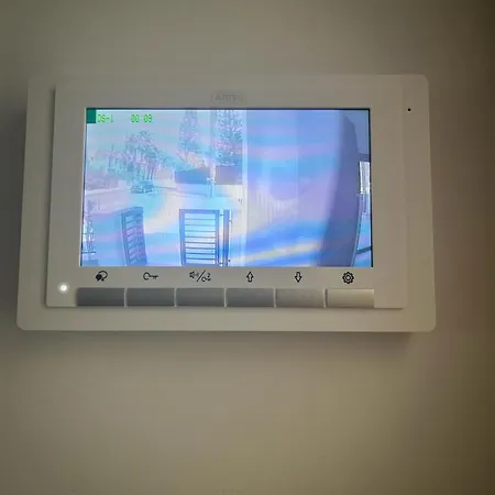 - Sleeps 6 - Near Local Attractions Вилла