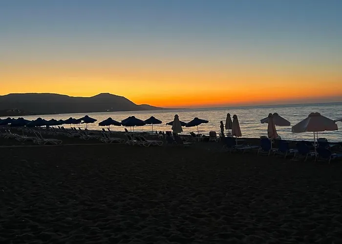 Vila - Sleeps 6 - Near Local Attractions