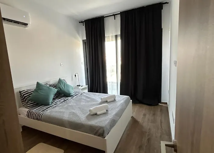 ヴィラ - Sleeps 6 - Near Local Attractions リマソール