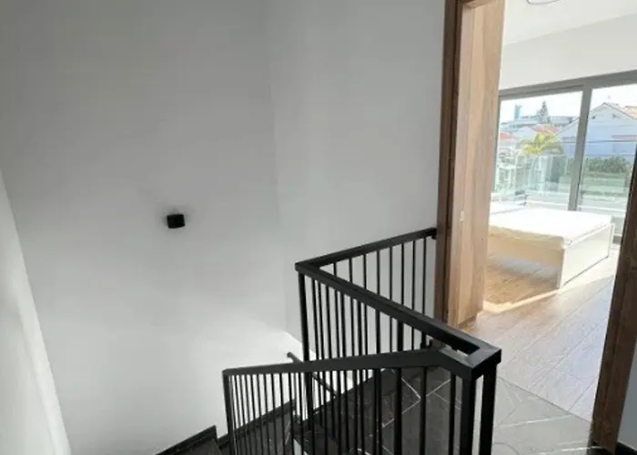 - Sleeps 6 - Near Local Attractions * Lemesos